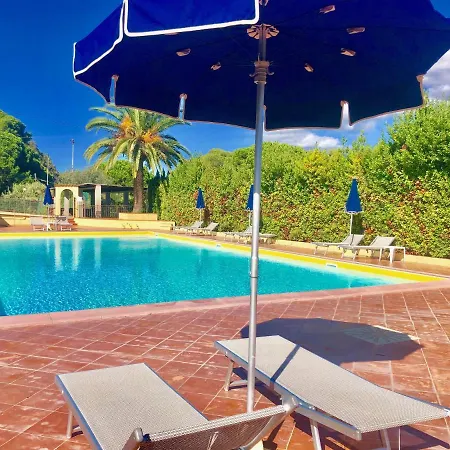 La Valdana קאפוליברי