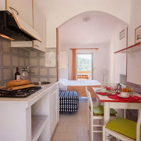 Apartmanhotel La Valdana 3*