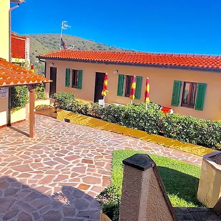 La Valdana Aparthotel 3*