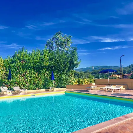 La Valdana Aparthotel
