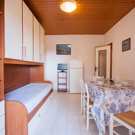 Aparthotel La Valdana 3*