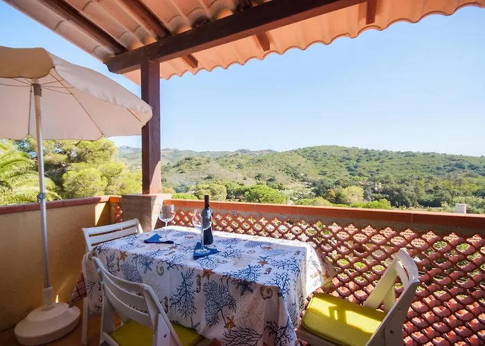 Aparthotel La Valdana 3*