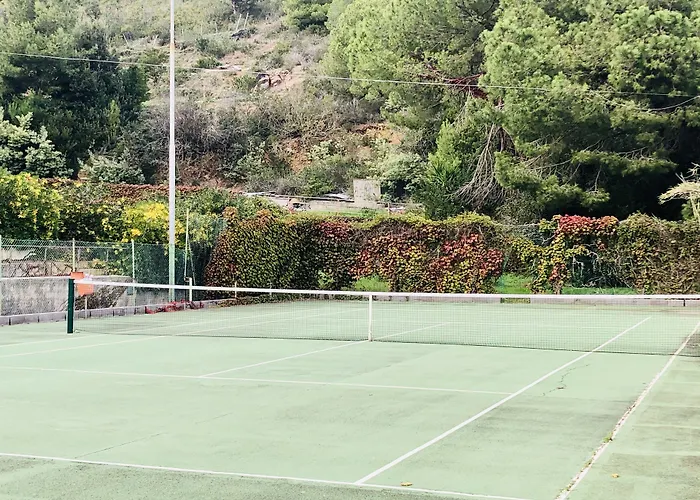 La Valdana Aparthotel 3*