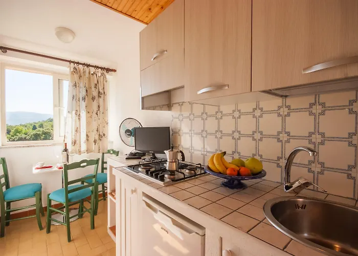 Aparthotel La Valdana 3*